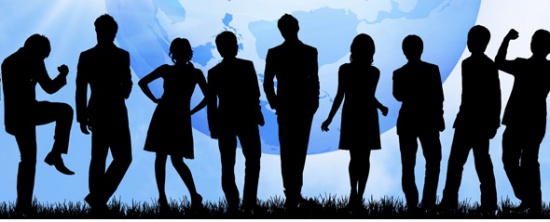 Pisanie tekstów, artykułów, recenzji, analiz, prezentacji